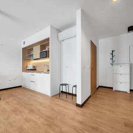 Stadion - 50m2, Parking, View - By Rentujemy Apartment